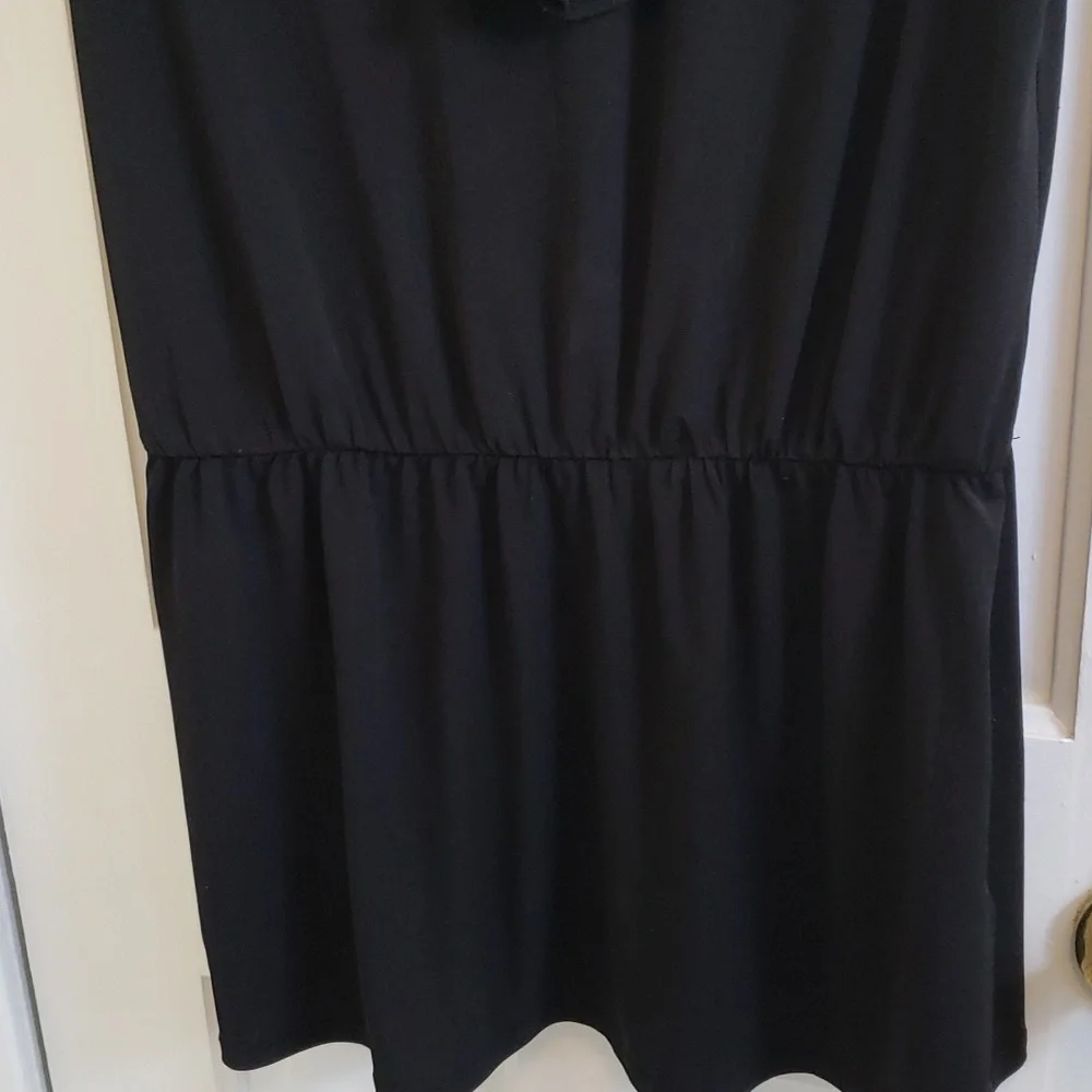 White House Black Market Sleeveless Metallic Embroidered V Neck Peplum Top - Picture 6 of 14